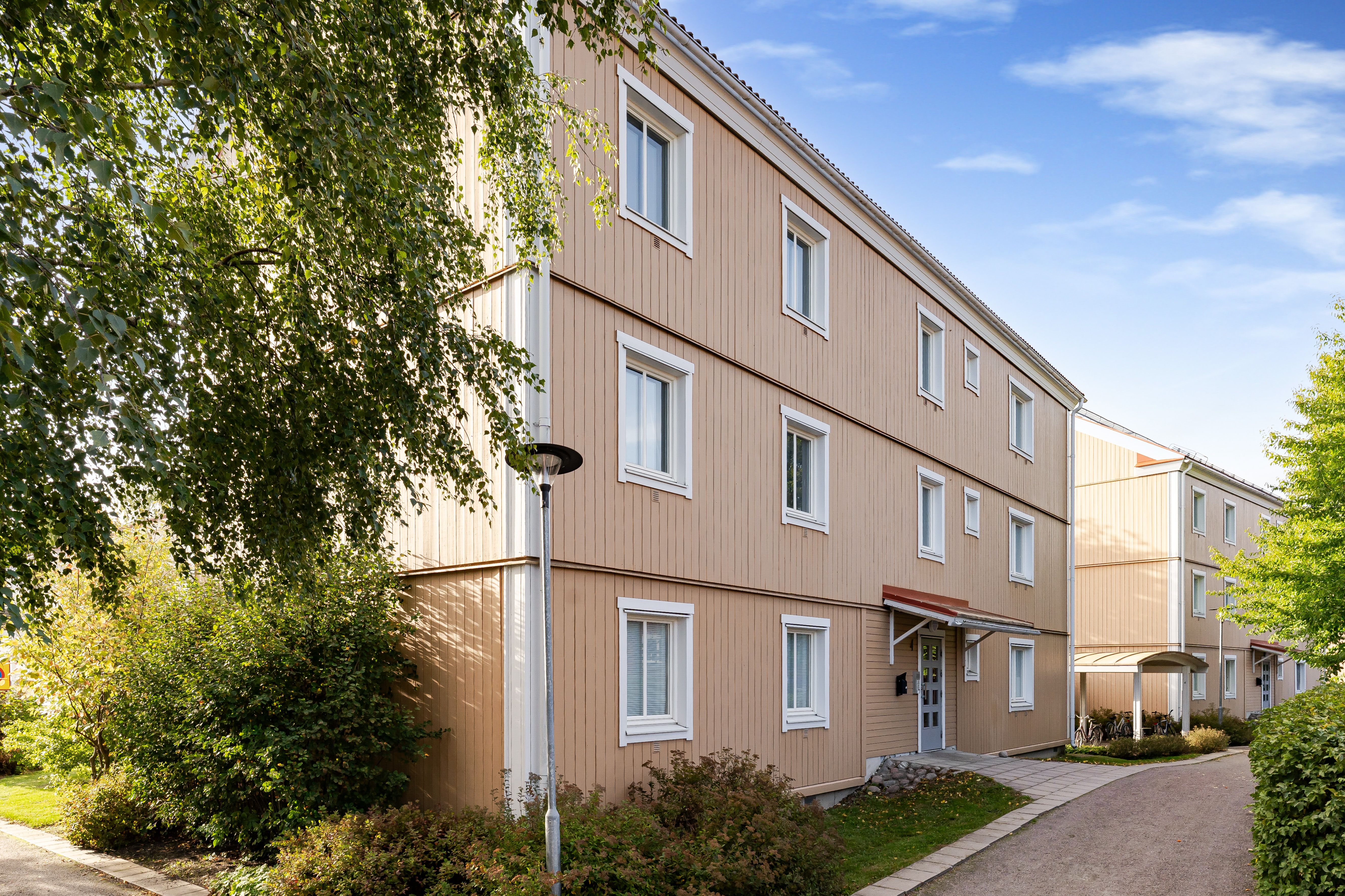 c/o Bostad Västerås Papegojvägen 4, 722 20, VÄSTERÅS